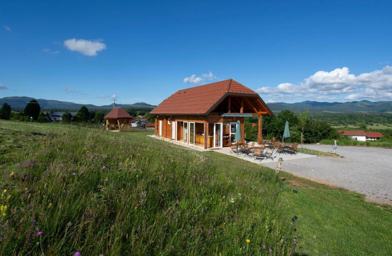 Camp The Sunrise Hill Hotel Pivka Ngoại thất bức ảnh