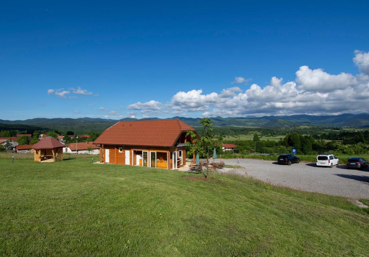 Camp The Sunrise Hill Hotel Pivka Ngoại thất bức ảnh