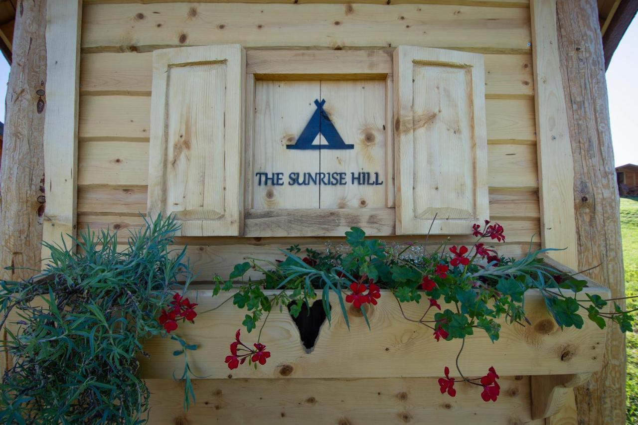 Camp The Sunrise Hill Hotel Pivka Ngoại thất bức ảnh