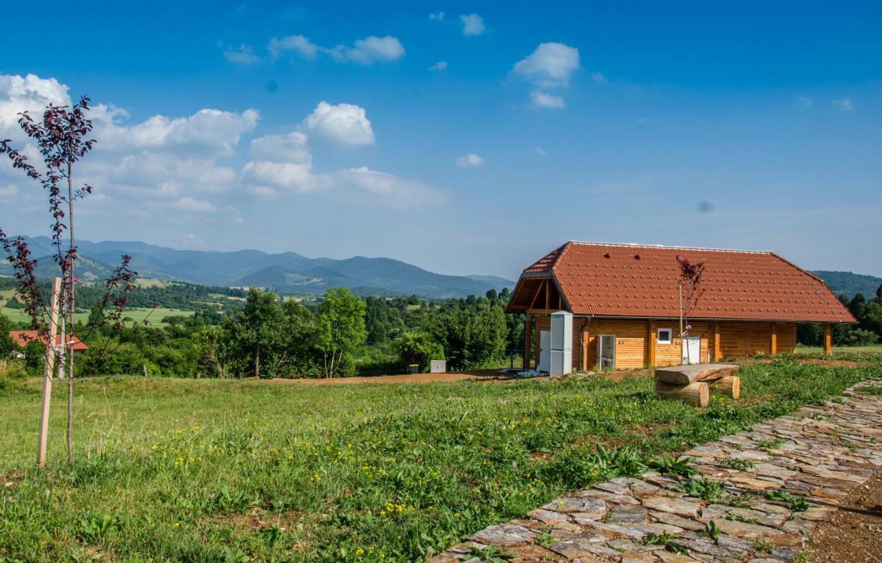 Camp The Sunrise Hill Hotel Pivka Ngoại thất bức ảnh